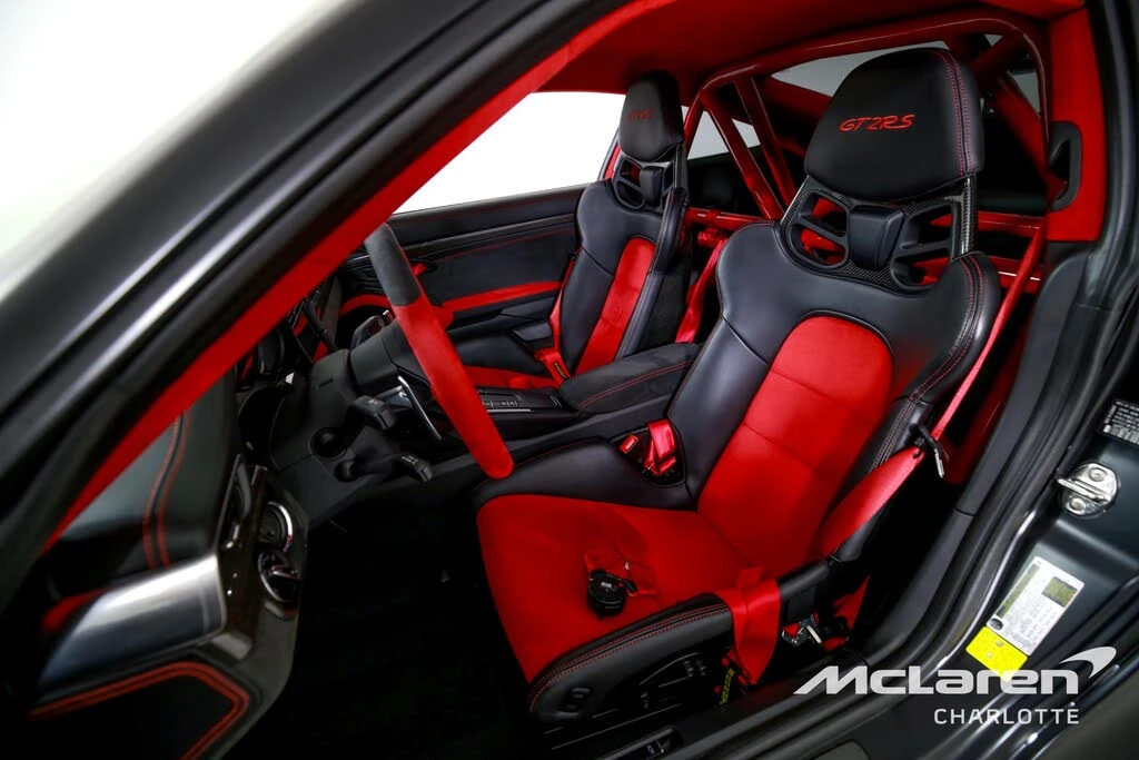 2018 Porsche 991 GT2 RS - Image 11 of 31