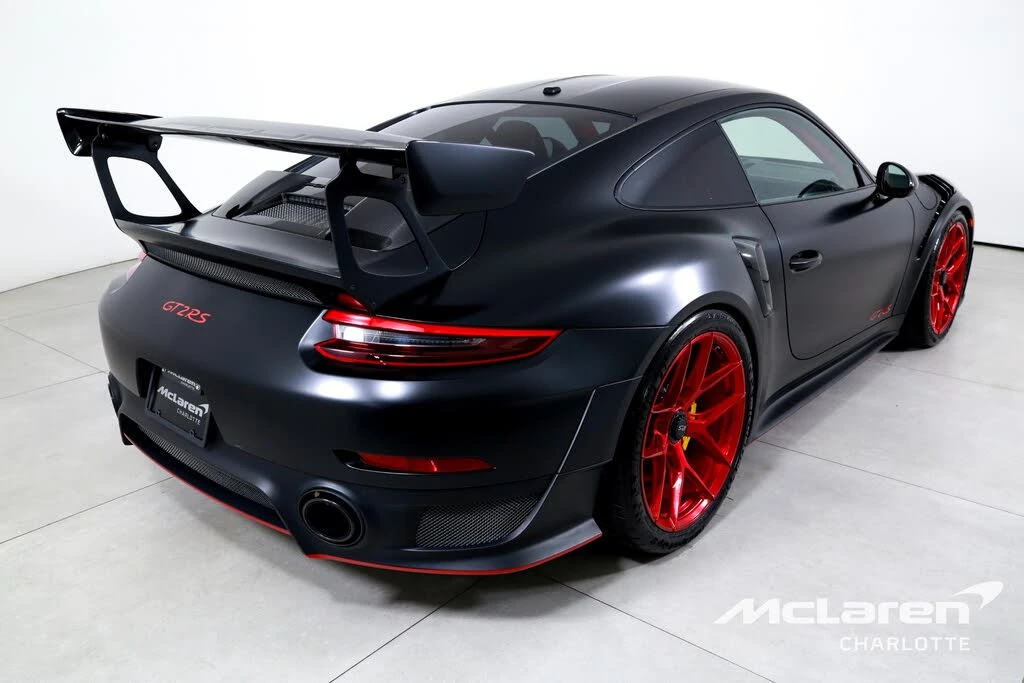 2018 Porsche 991 GT2 RS - Image 8 of 31