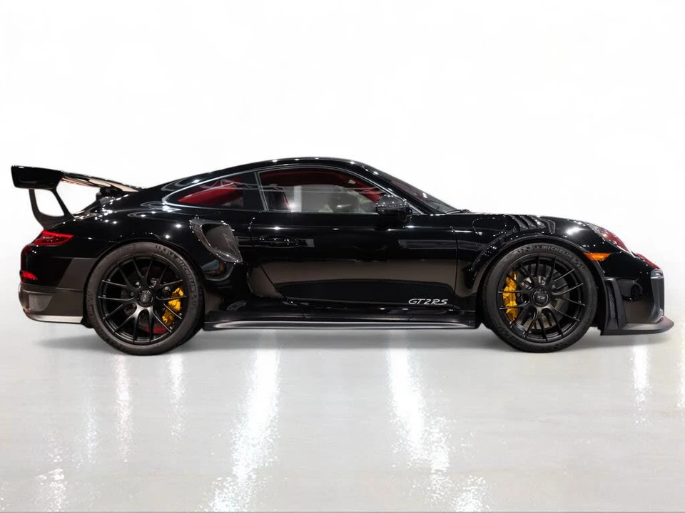 2018 Porsche 991 GT2 RS - Image 9 of 31