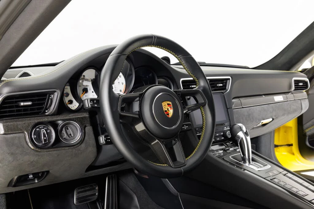 2018 Porsche 991 GT2 RS - Image 19 of 31