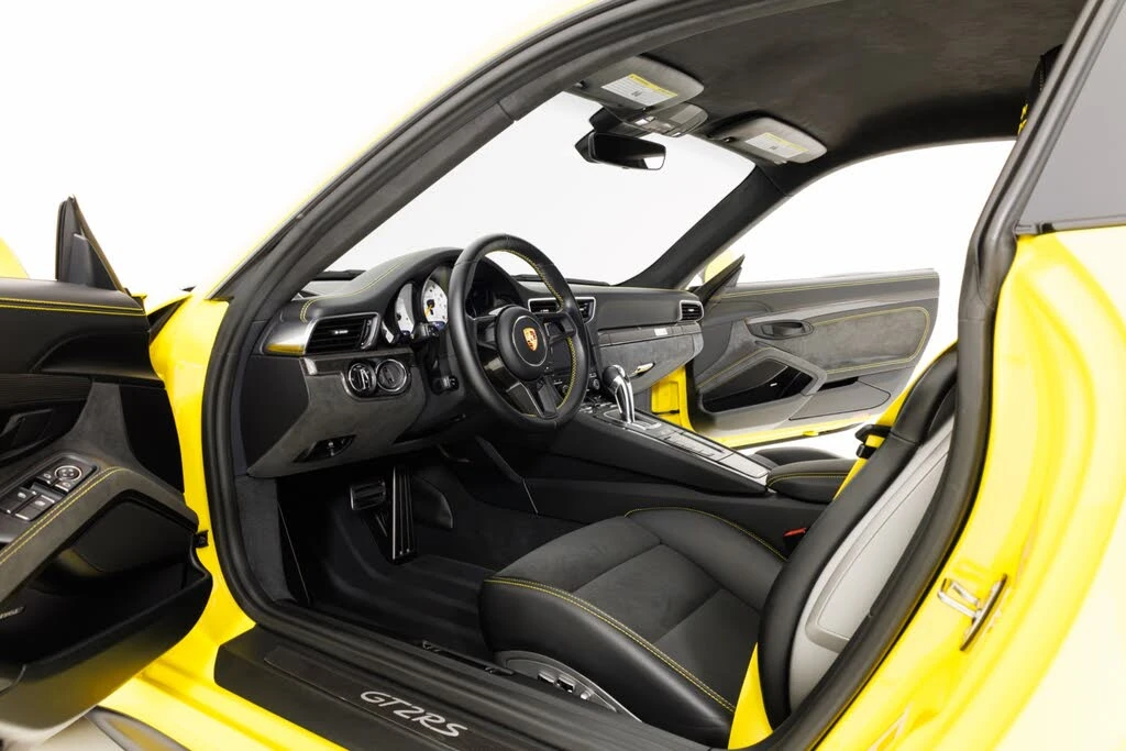 2018 Porsche 991 GT2 RS - Image 14 of 31