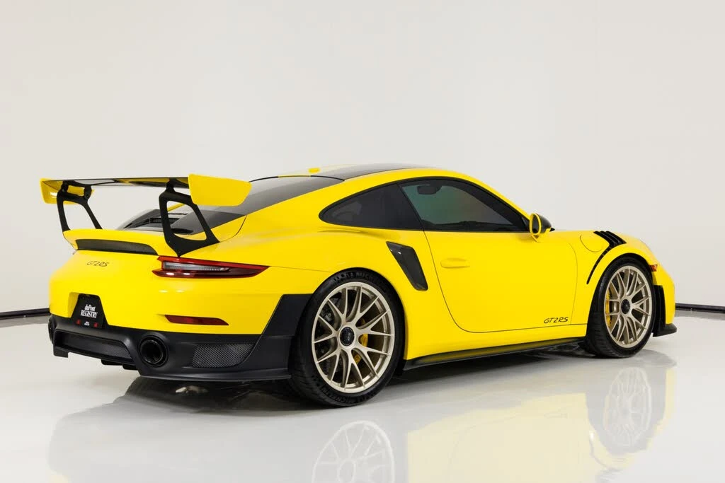 2018 Porsche 991 GT2 RS - Image 3 of 31