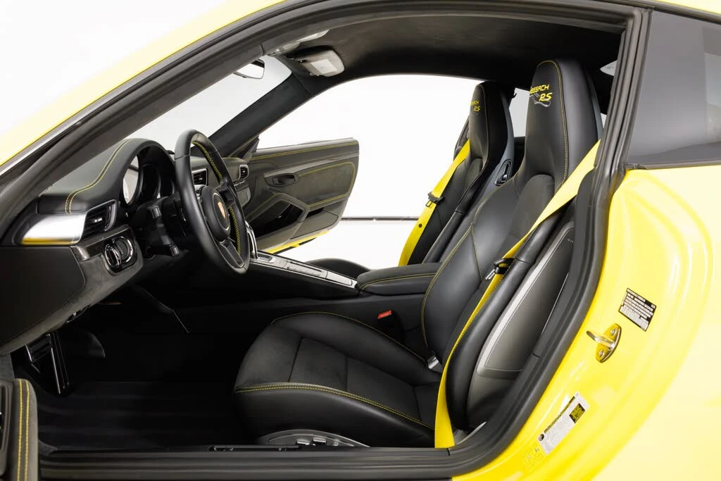 2018 Porsche 991 GT2 RS - Image 15 of 31