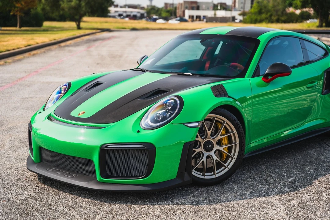 2018 Porsche 991 GT2 RS - Image 3 of 31