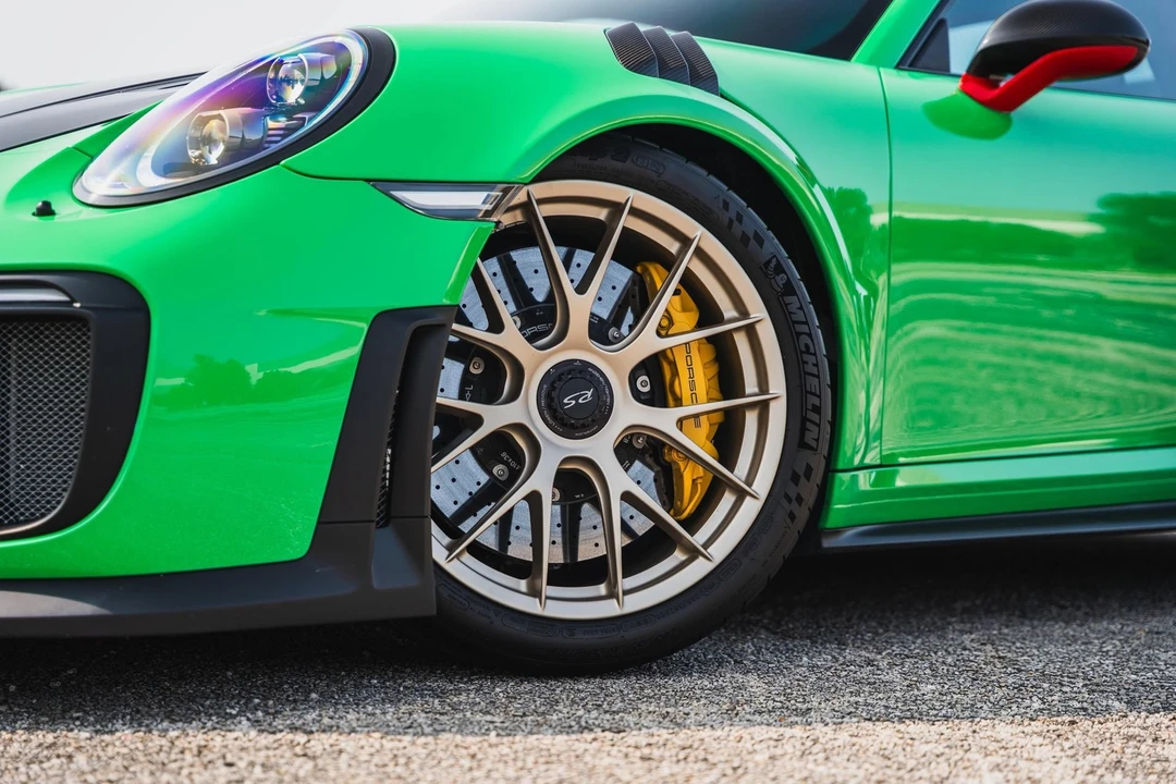 2018 Porsche 991 GT2 RS - Image 5 of 31