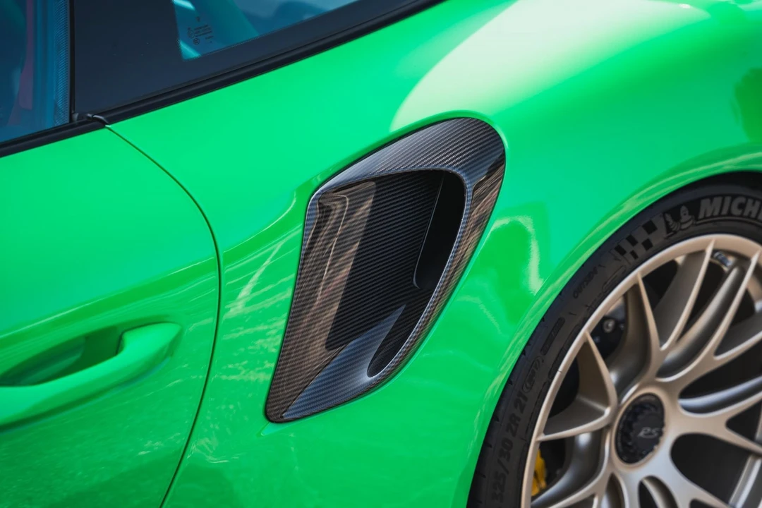 2018 Porsche 991 GT2 RS - Image 13 of 31