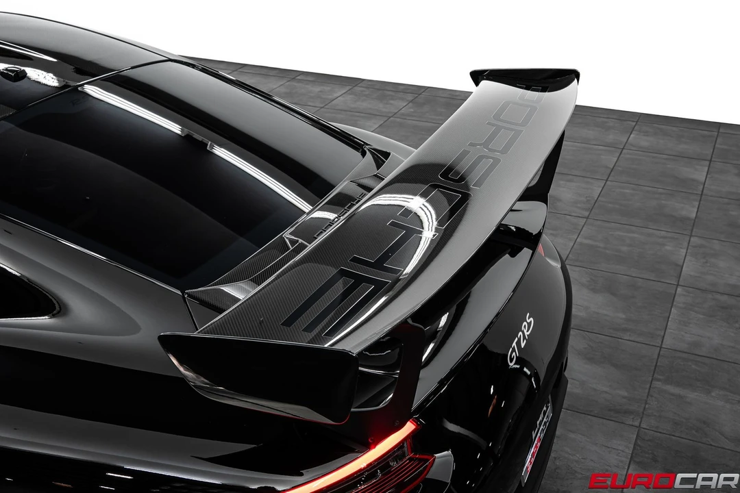 2018 Porsche 991 GT2 RS - Image 25 of 31