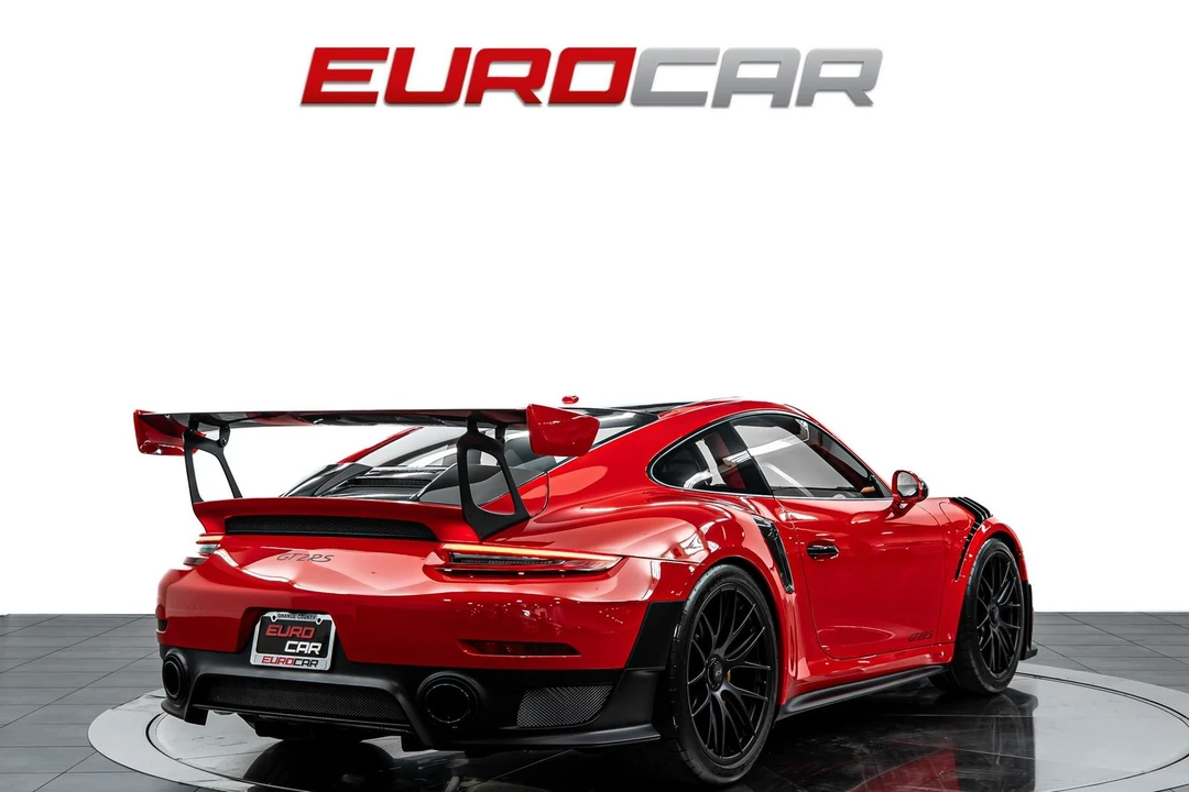 2018 Porsche 991 GT2 RS - Image 5 of 31