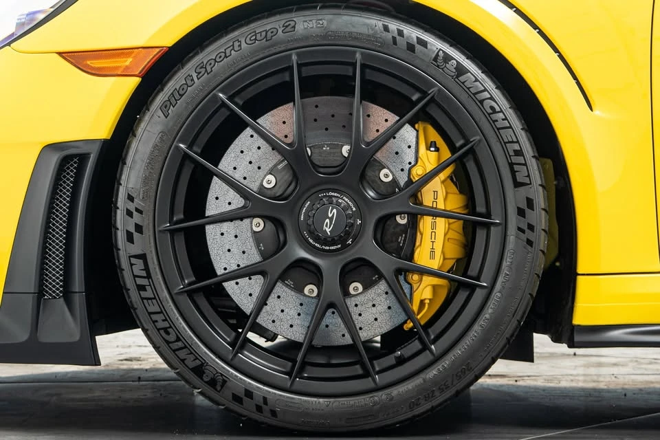 2018 Porsche 991 GT2 RS - Image 6 of 15