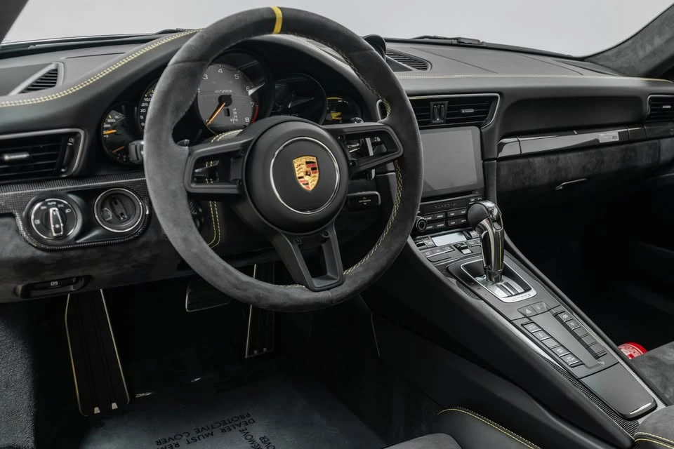 2018 Porsche 991 GT2 RS - Image 9 of 15