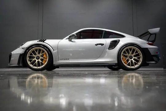 2018 Porsche 911 GT2 RS ONLY 3K MILES! HEAVILY OPTIONED! NEVER TRACKED! listing