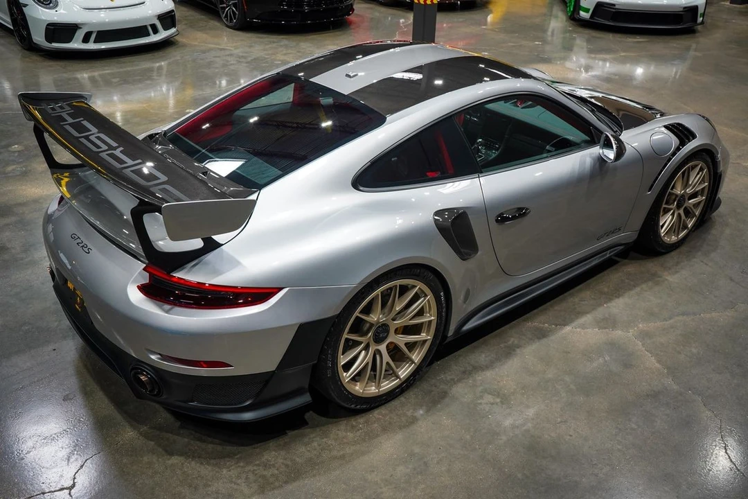 2018 Porsche 991 GT2 RS - Image 17 of 31