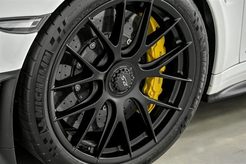 2018 Porsche 991 GT2 RS - Image 18 of 21