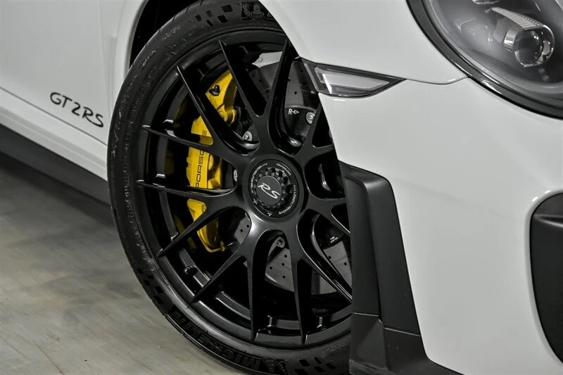2018 Porsche 991 GT2 RS - Image 4 of 21
