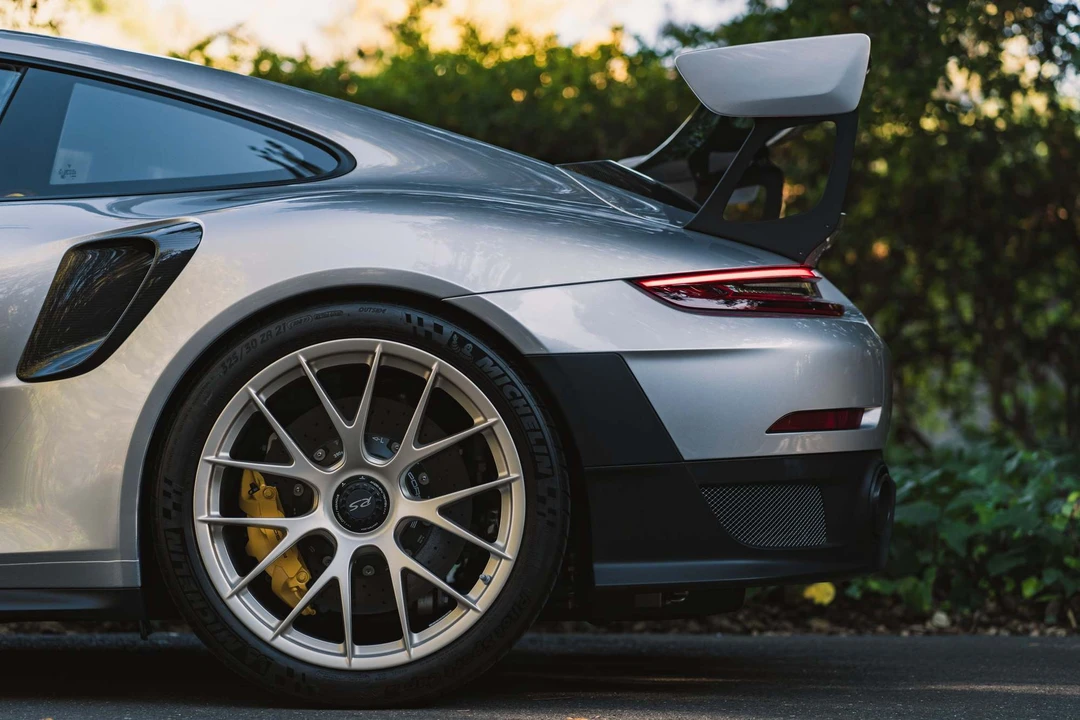 2018 Porsche 991 GT2 RS - Image 8 of 11