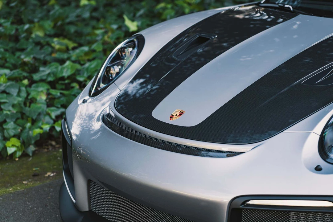 2018 Porsche 991 GT2 RS - Image 9 of 11
