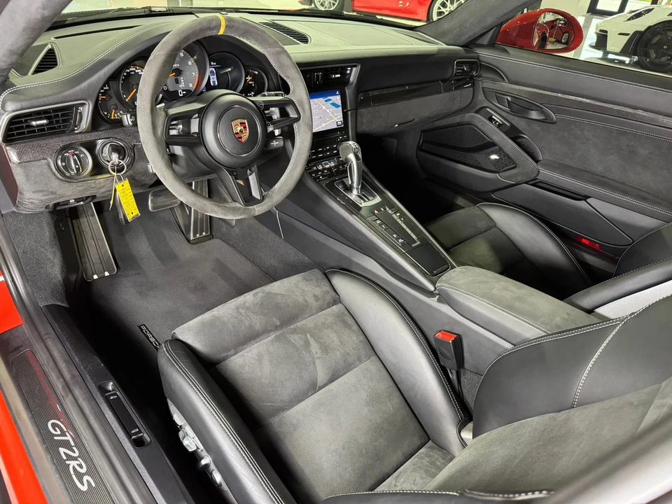 2018 Porsche 991 GT2 RS - Image 9 of 12