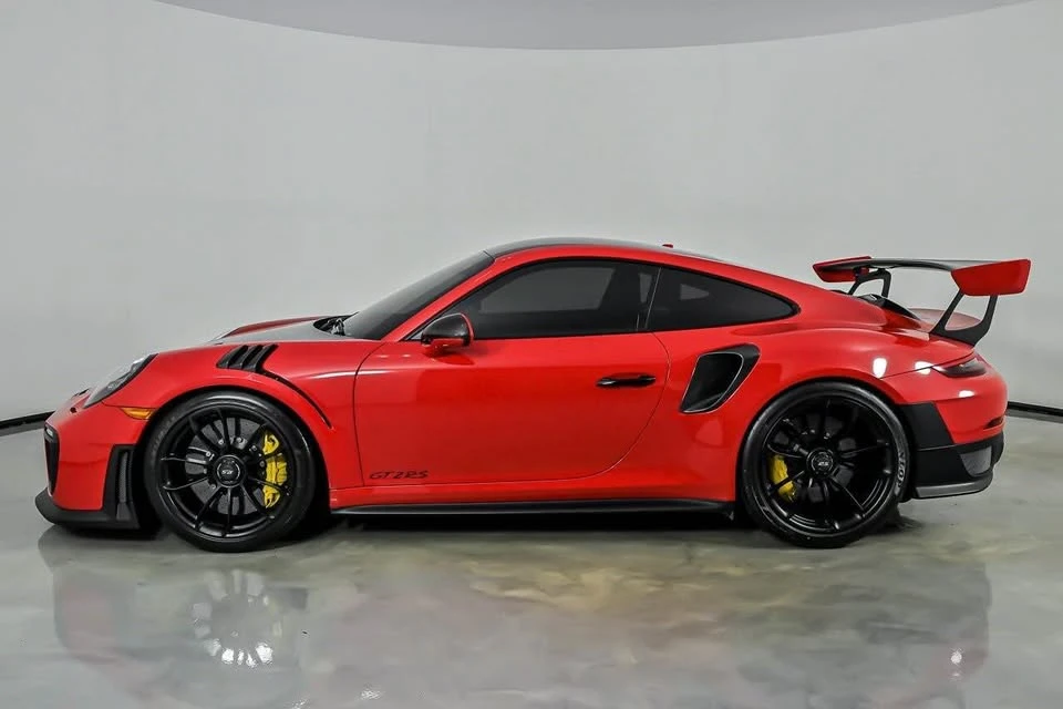 2018 Porsche 991 GT2 RS - Image 7 of 18