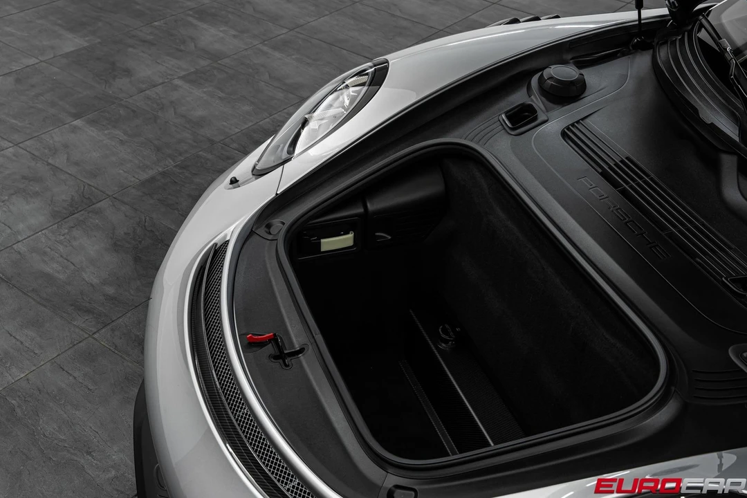 2018 Porsche 991 GT2 RS - Image 10 of 31