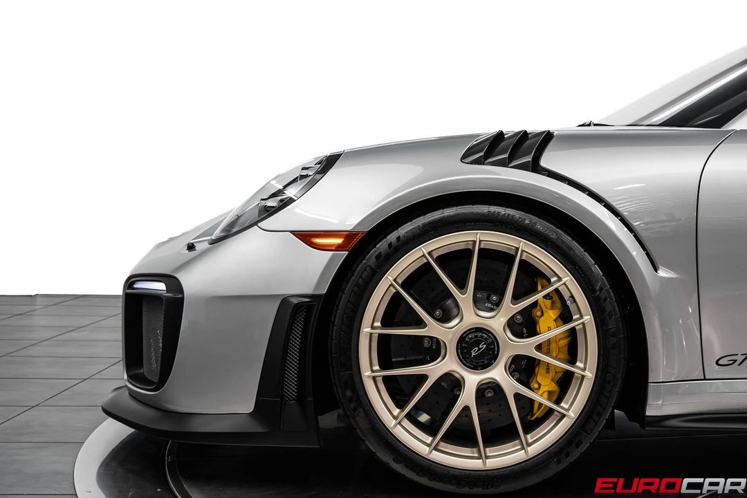 2018 Porsche 991 GT2 RS - Image 17 of 31