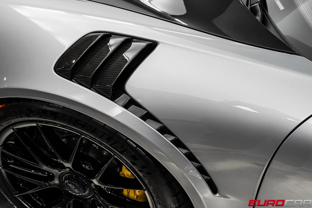 2018 Porsche 991 GT2 RS - Image 15 of 31