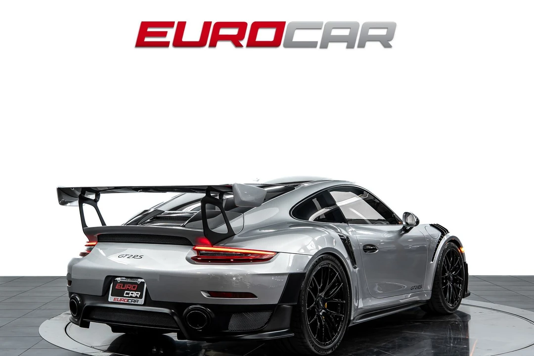 2018 Porsche 991 GT2 RS - Image 5 of 31