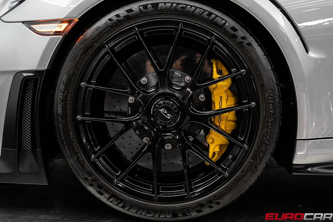 2018 Porsche 991 GT2 RS - Image 27 of 31