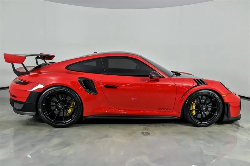 2018 Porsche 991 GT2 RS - Image 11 of 31