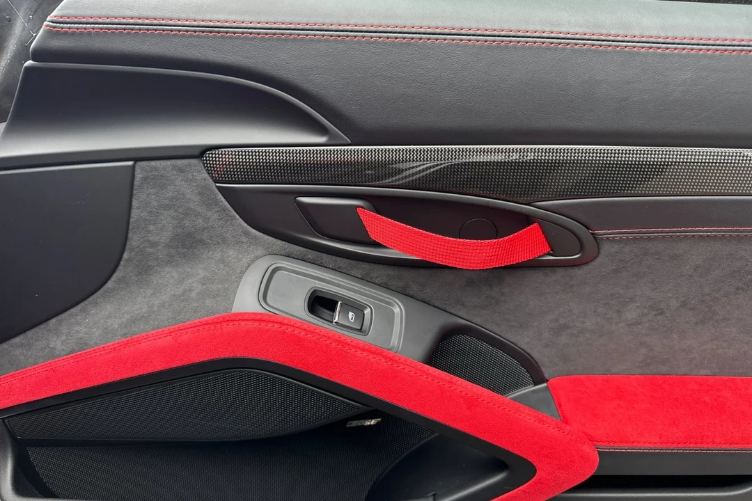2018 Porsche 991 GT2 RS - Image 18 of 21