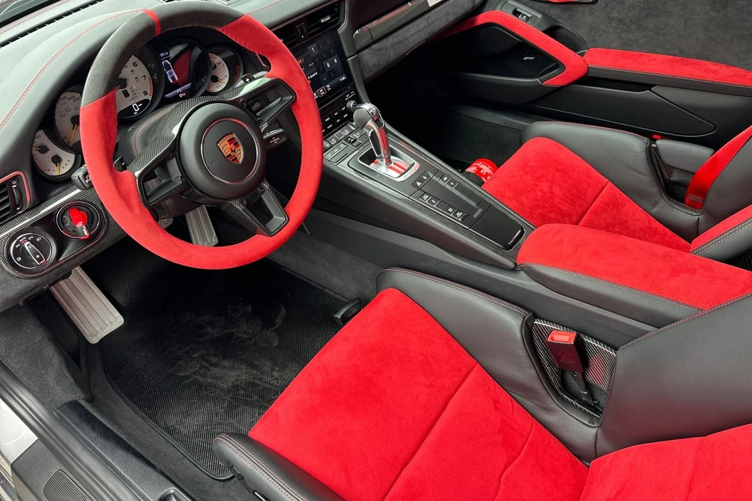 2018 Porsche 991 GT2 RS - Image 4 of 21