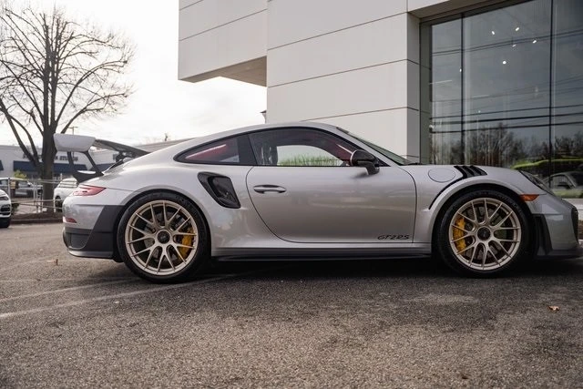 2018 Porsche 991 GT2 RS - Image 10 of 12