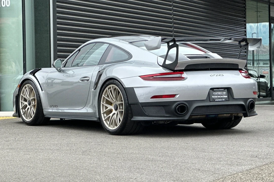 2018 Porsche 991 GT2 RS - Image 3 of 21