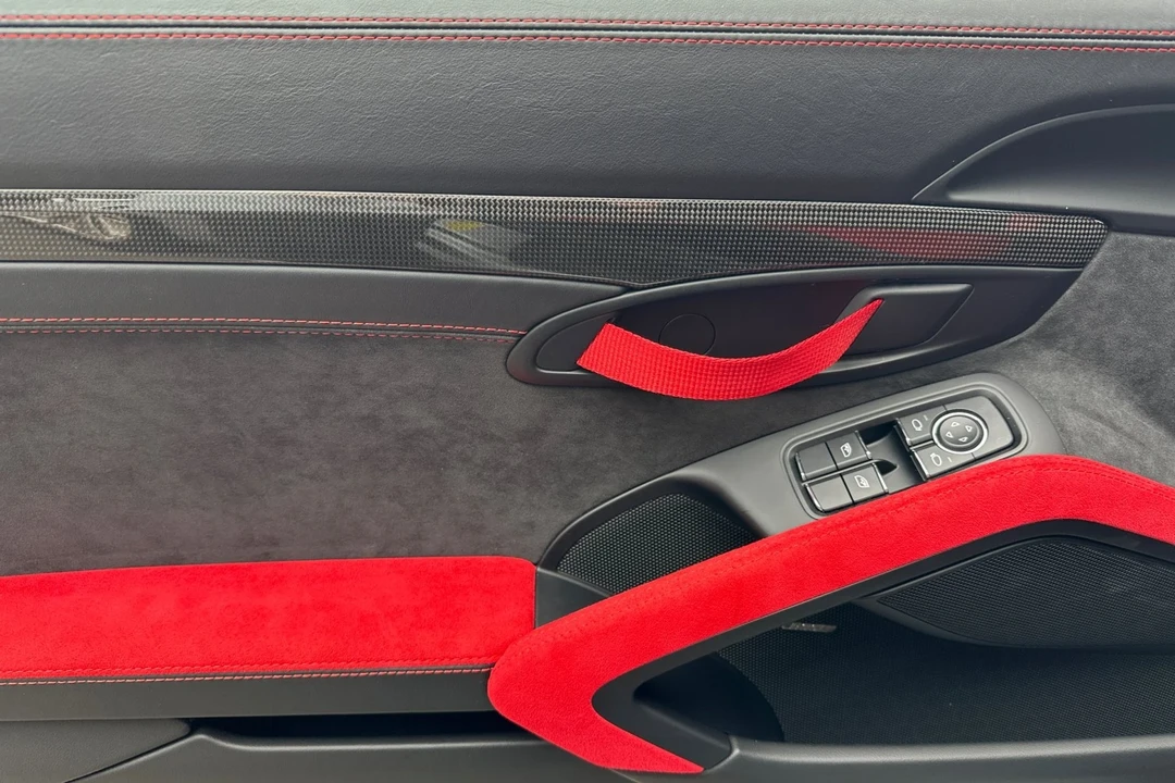 2018 Porsche 991 GT2 RS - Image 12 of 21