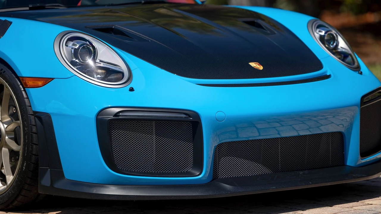 2018 Porsche 991 GT2 RS - Image 15 of 31