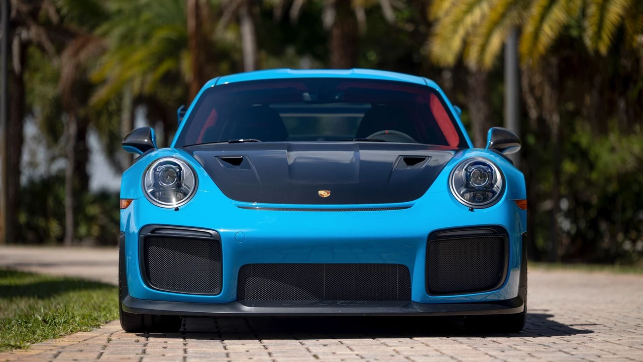 2018 Porsche 991 GT2 RS - Image 14 of 31