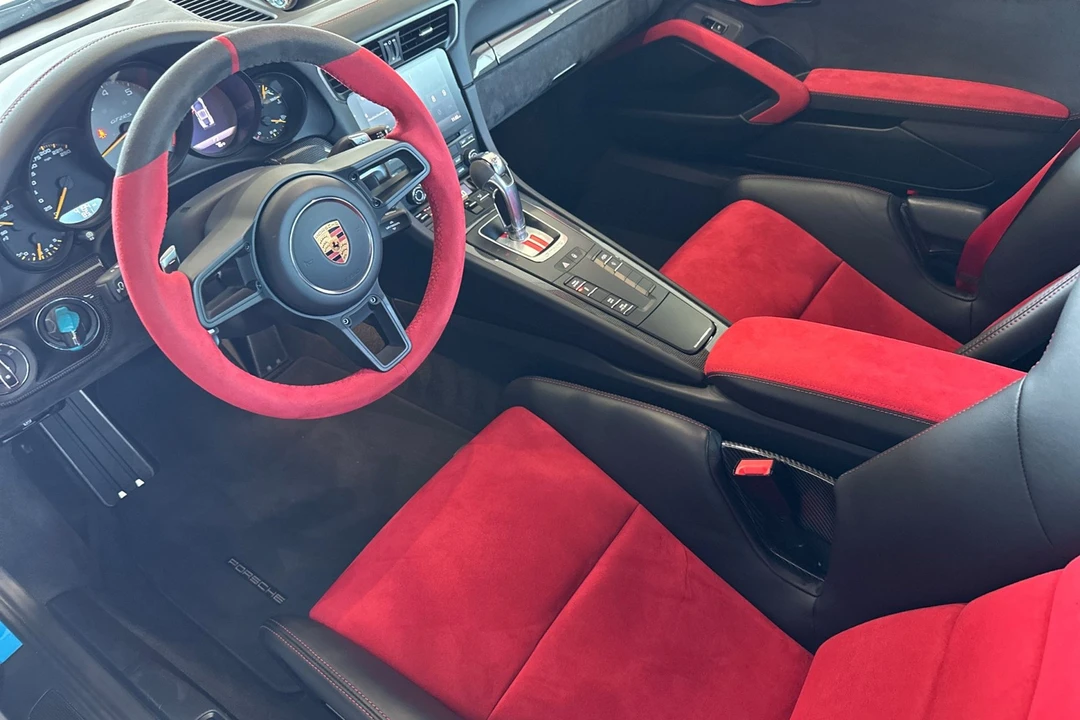 2018 Porsche 991 GT2 RS - Image 4 of 21