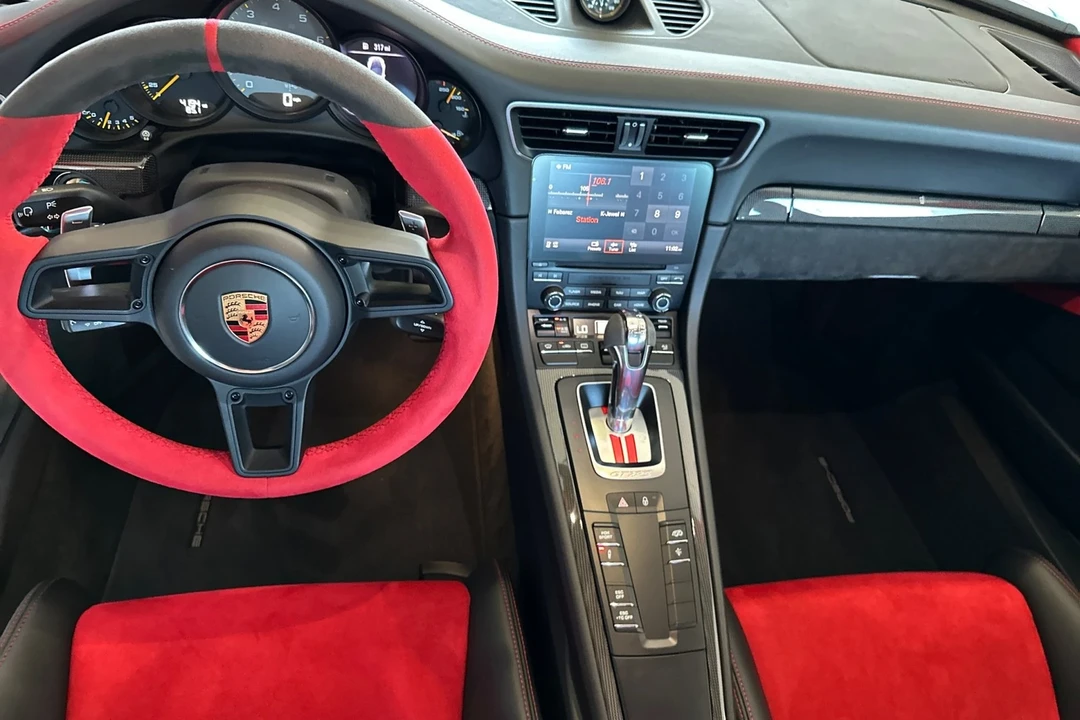 2018 Porsche 991 GT2 RS - Image 6 of 21