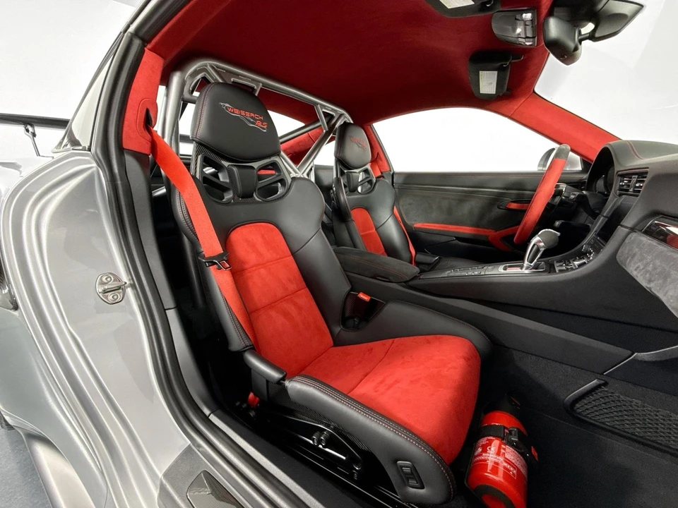 2018 Porsche 991 GT2 RS - Image 27 of 31