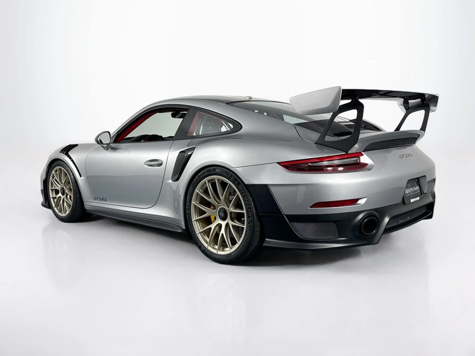 2018 Porsche 991 GT2 RS - Image 7 of 31
