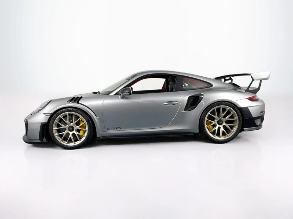 2018 Porsche 991 GT2 RS - Image 8 of 31