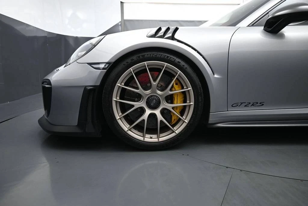 2018 Porsche 991 GT2 RS - Image 4 of 5