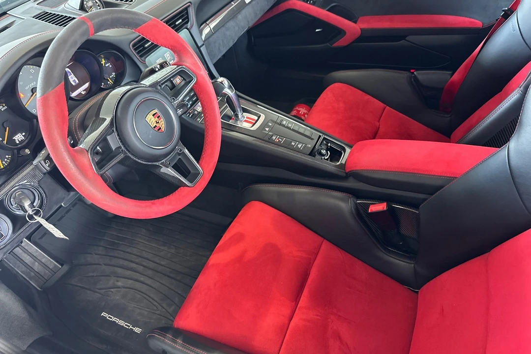 2018 Porsche 991 GT2 RS - Image 4 of 21