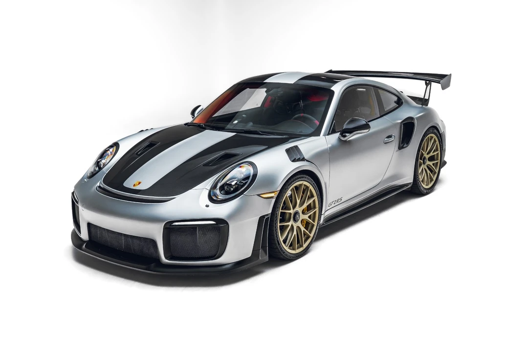 2018 Porsche 991 GT2 RS - Image 2 of 31