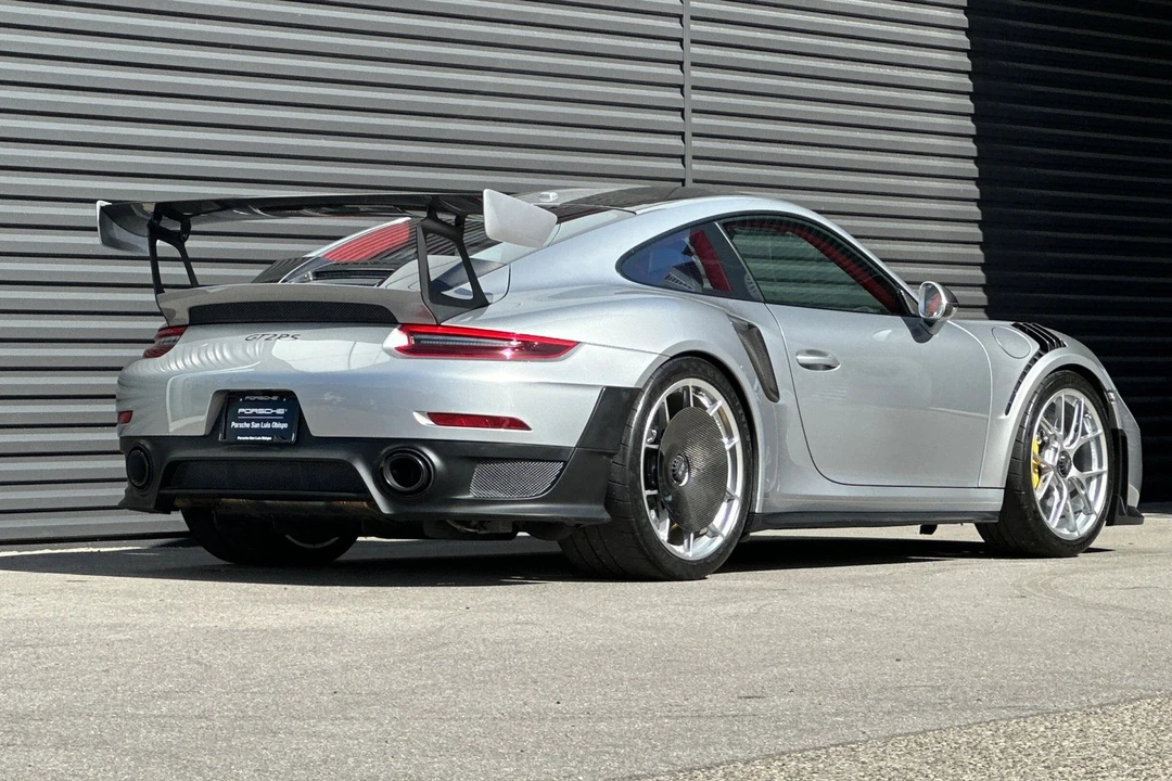 2018 Porsche 991 GT2 RS - Image 8 of 21