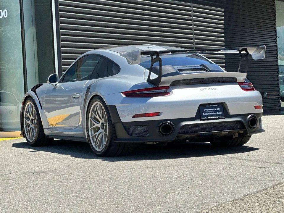 2018 Porsche 991 GT2 RS - Image 3 of 5