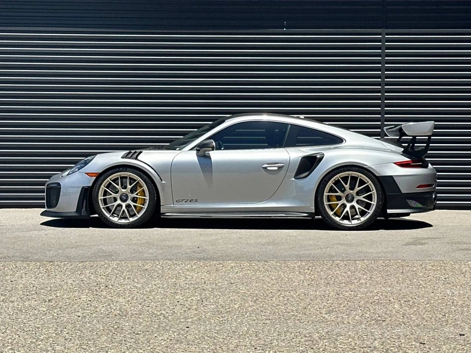 2018 Porsche 991 GT2 RS - Image 2 of 5