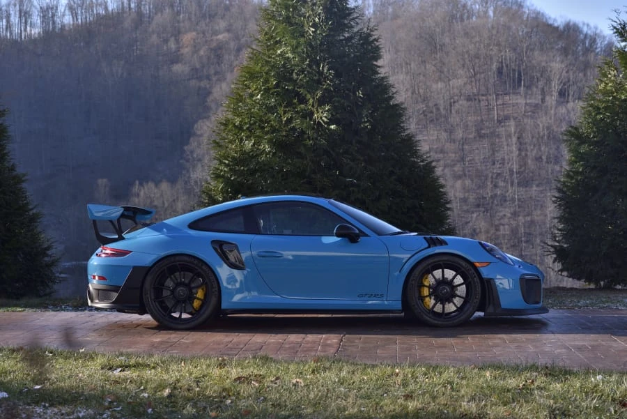 2018 Porsche 991 GT2 RS - Image 2 of 31