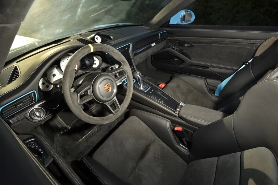 2018 Porsche 991 GT2 RS - Image 29 of 31