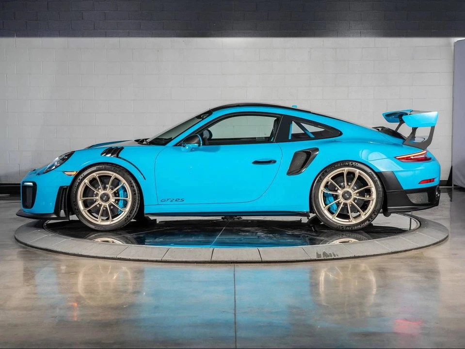 2018 Porsche 991 GT2 RS - Image 2 of 5