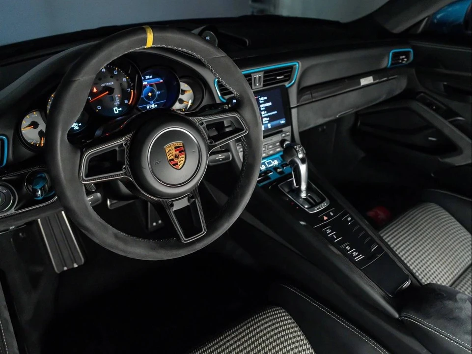 2018 Porsche 991 GT2 RS - Image 4 of 5